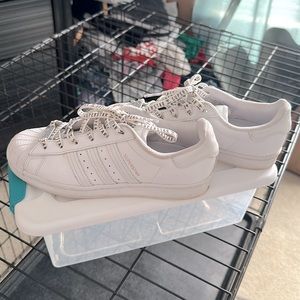 Adidas Superstar Sneakers